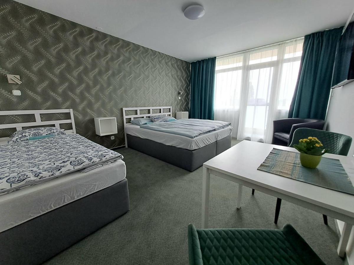 Partside Apartment *